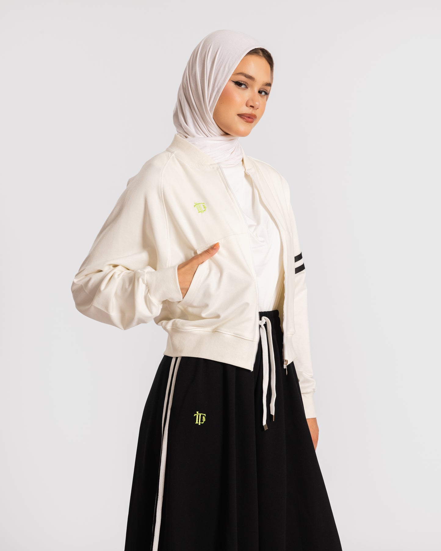CROPPED LELA SET BLACK
