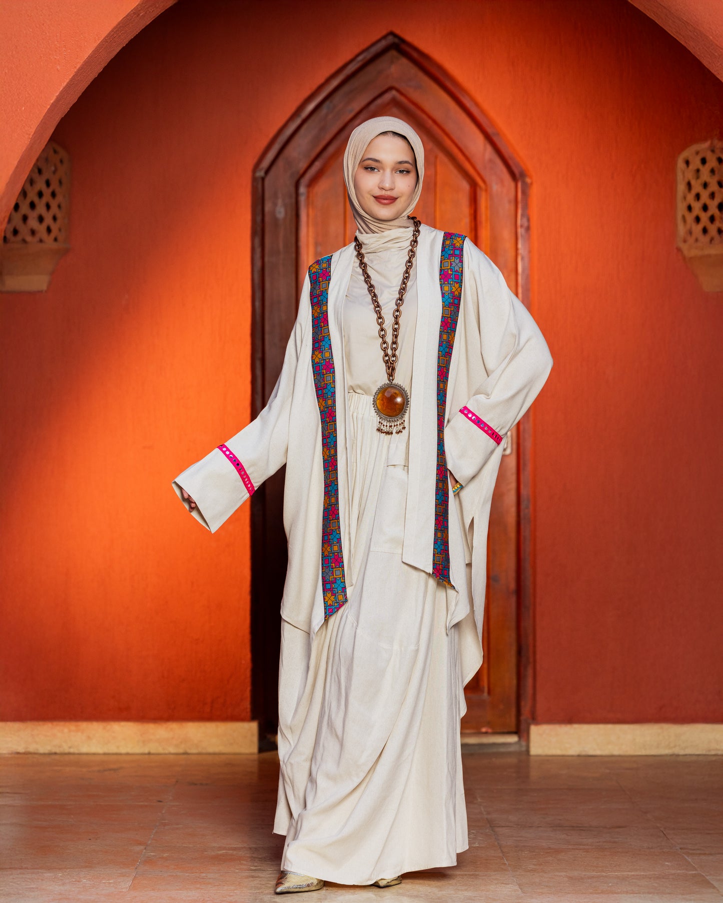 EMBROIDERED LINEN SET BEIGE