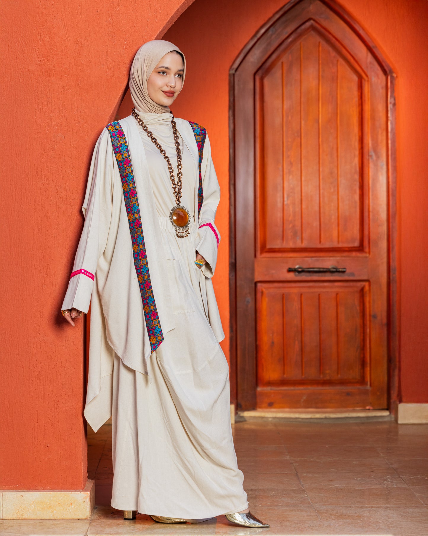 EMBROIDERED LINEN SET BEIGE