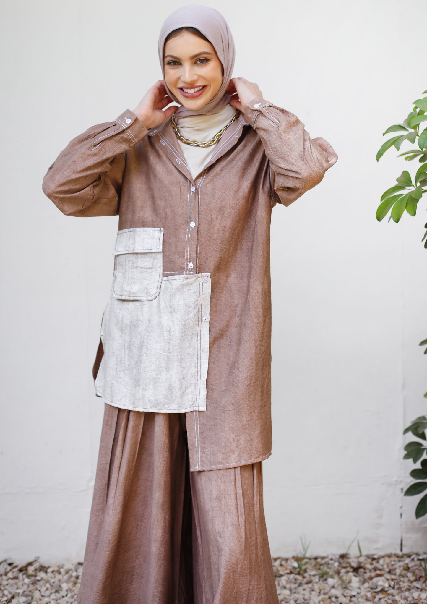 ELENA SET-BROWN