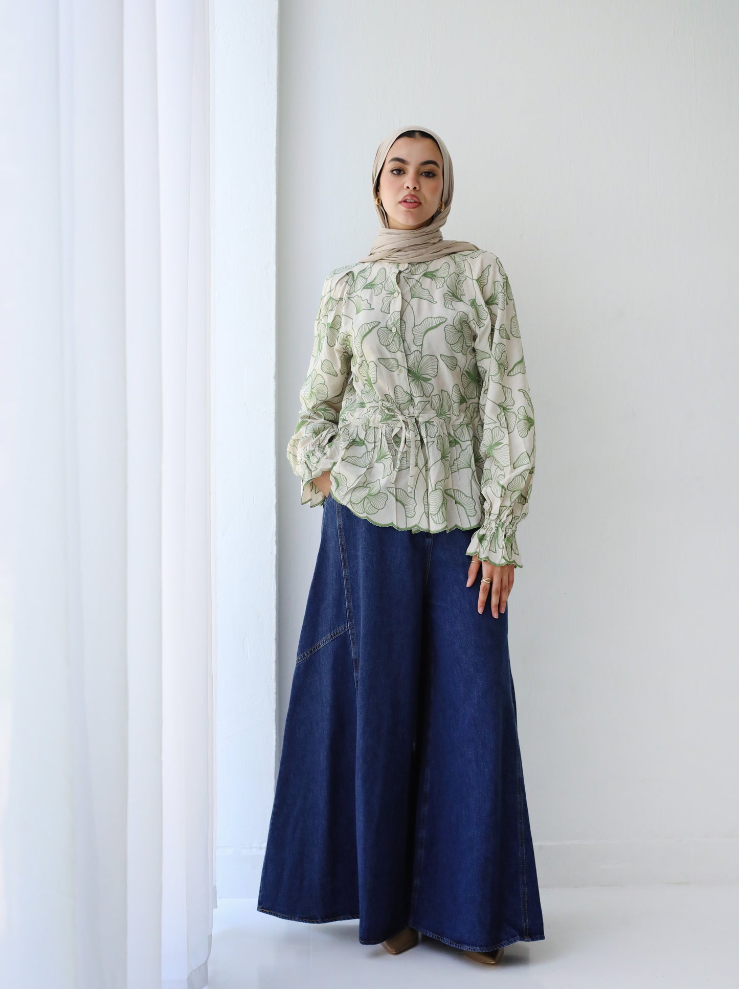 WIDE LEG JEANS 02