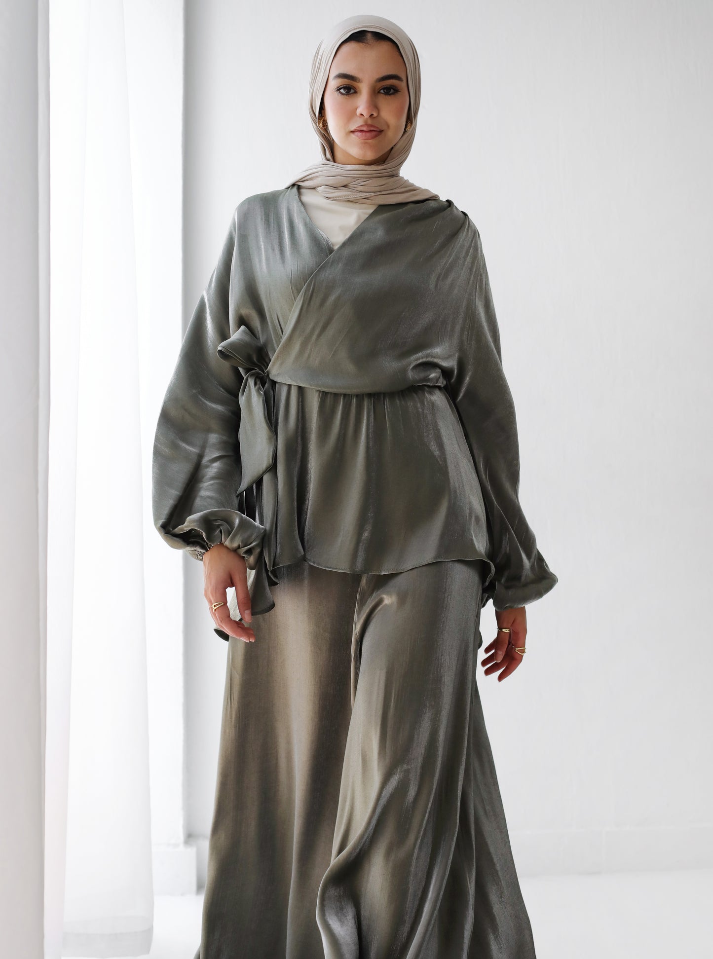 SATIN PANTS OLIVE