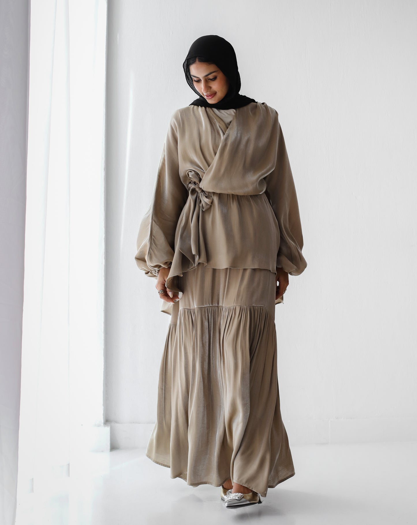 SATIN SKIRT-BEIGE