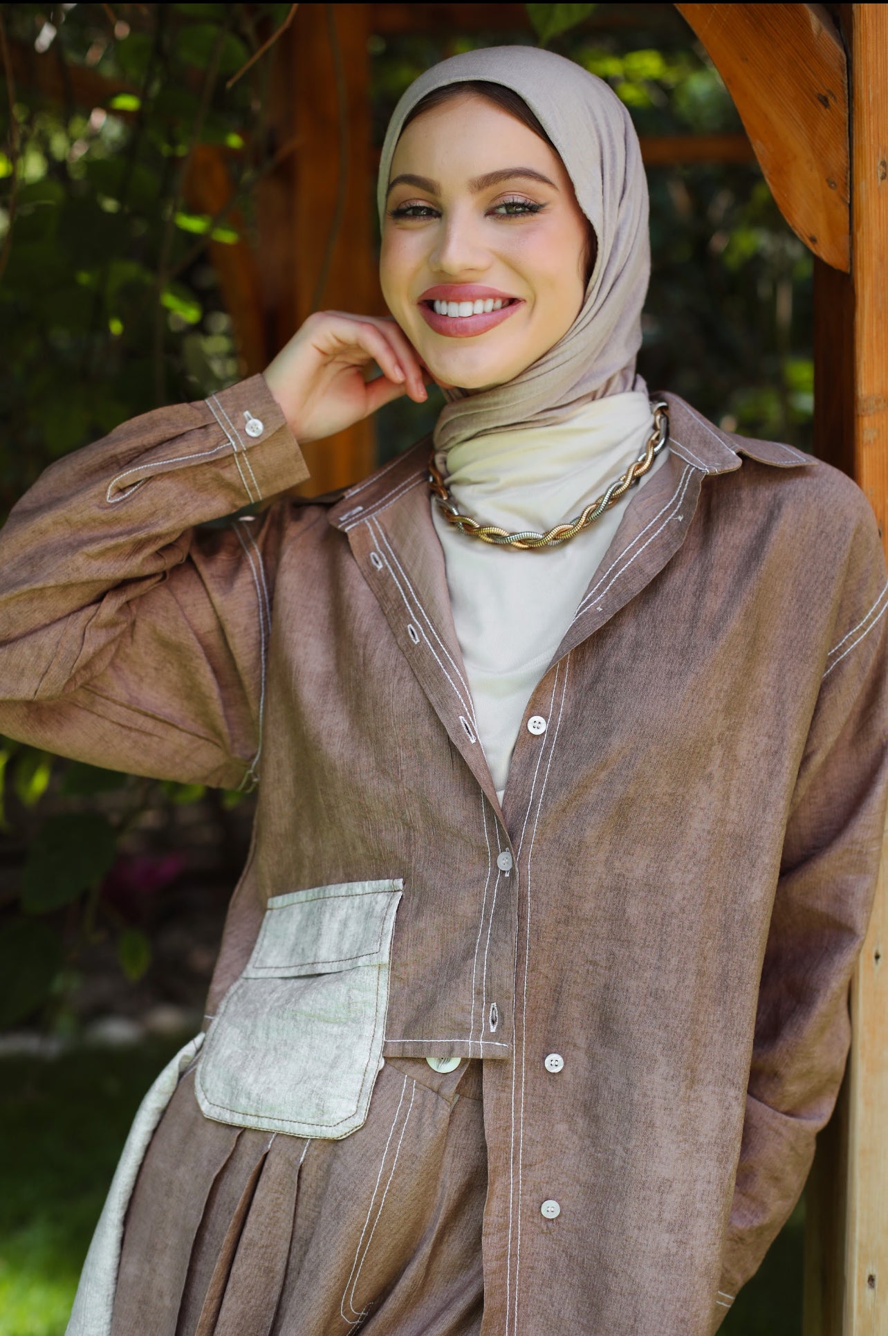 ELENA SET-BROWN