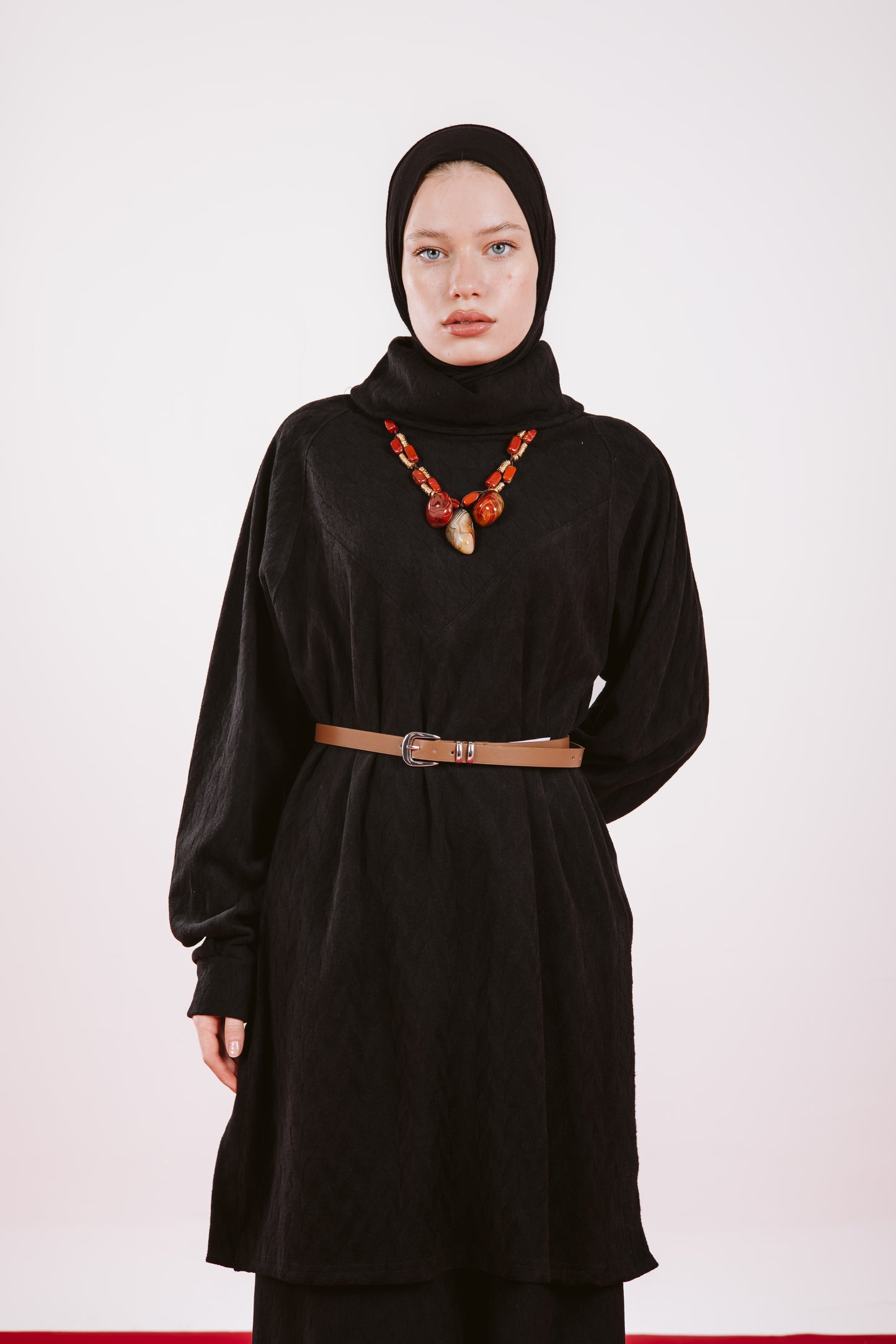KAYAN WOOL SET-BLACK