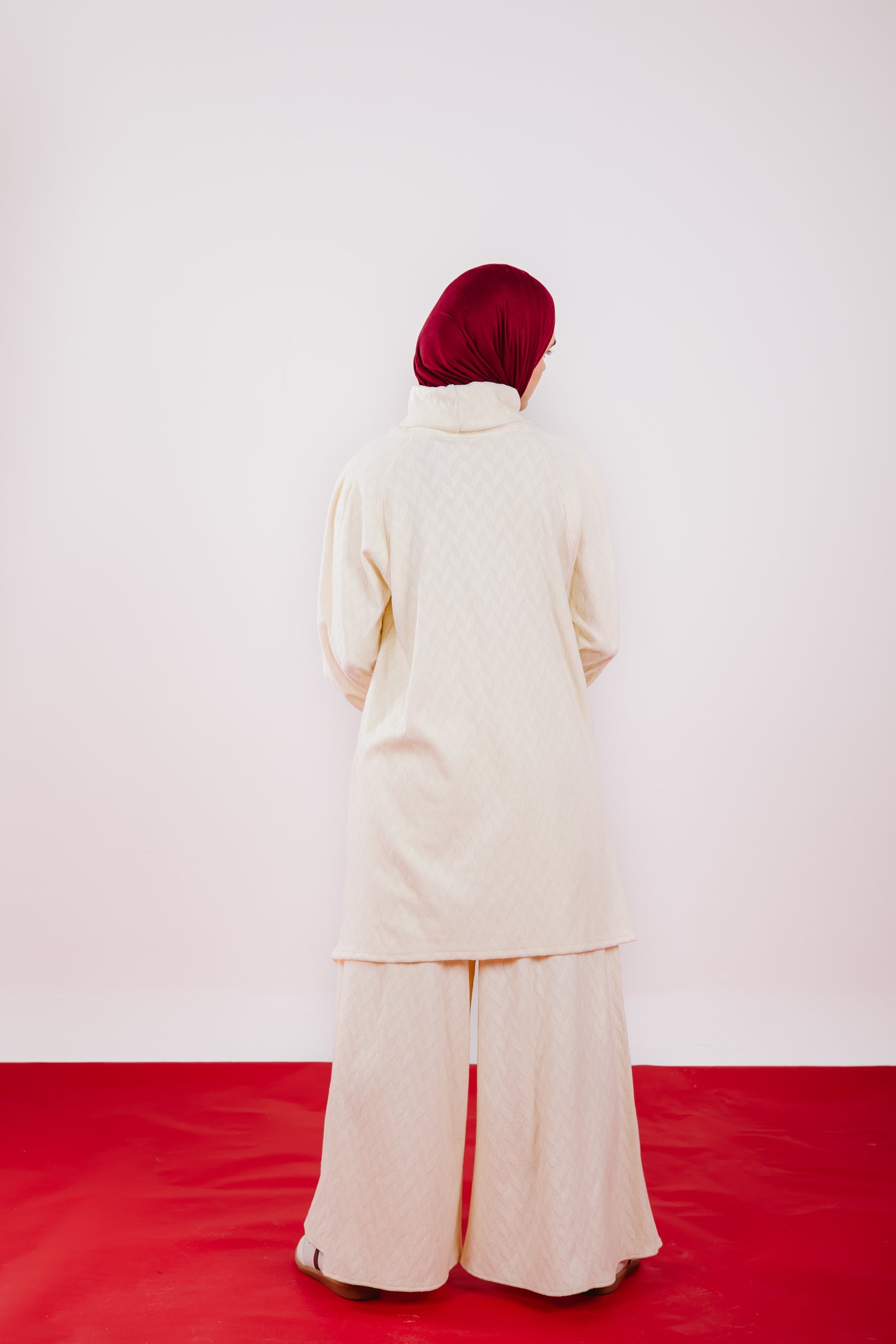 SUFIA SET IN OFFWHITE