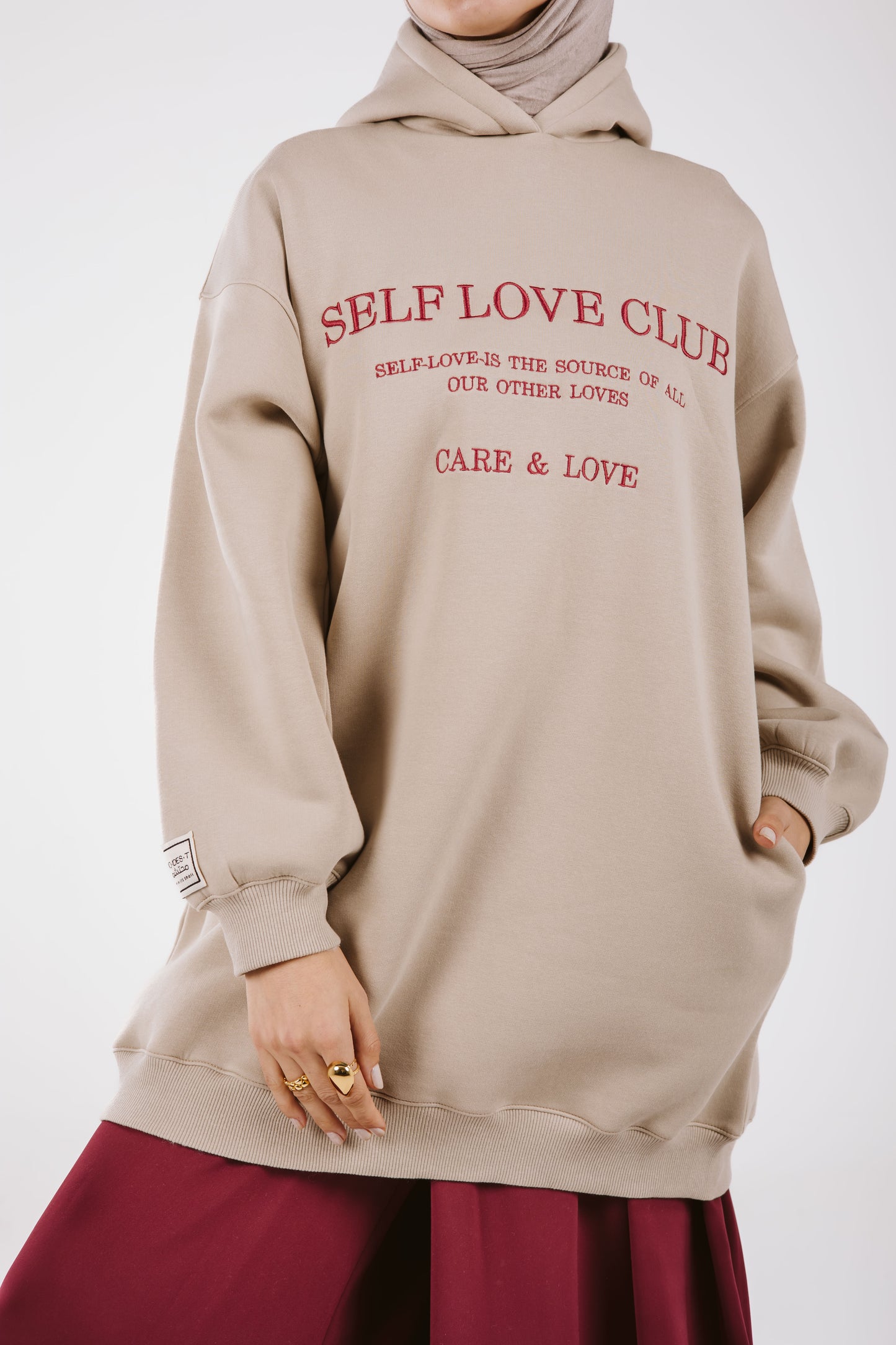 LONG EMBROIDERED HOODIE IN BEIGE