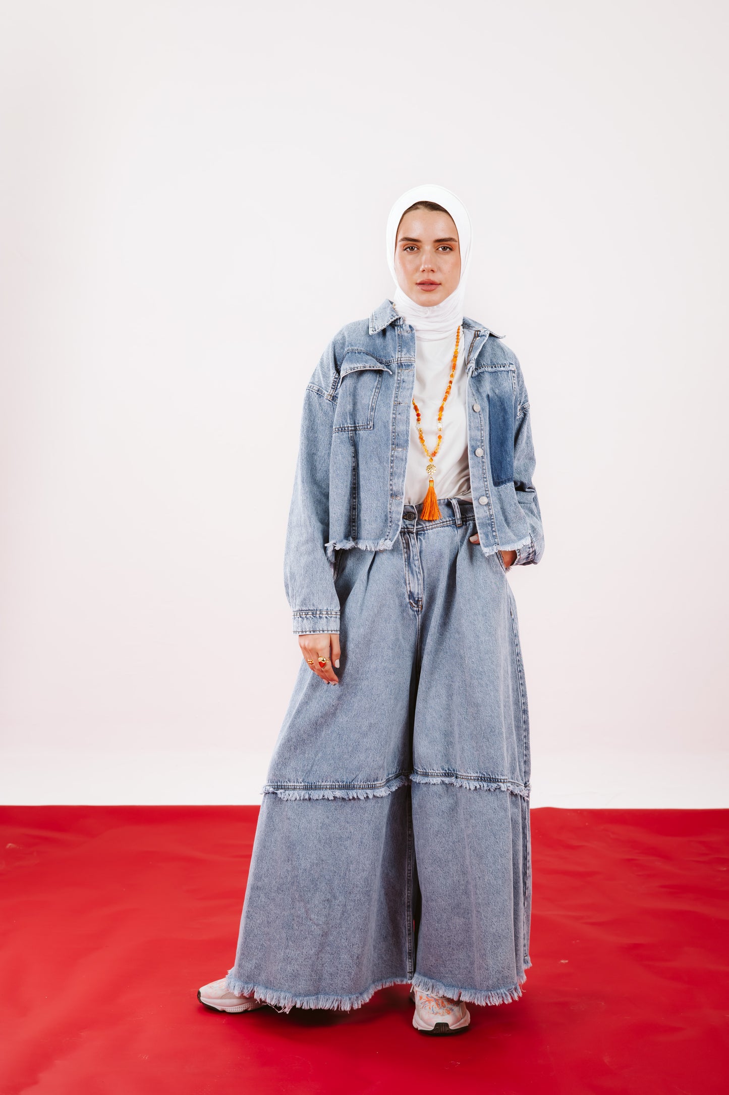 CROPPED DENIM JACKET-LIGHT BLUE