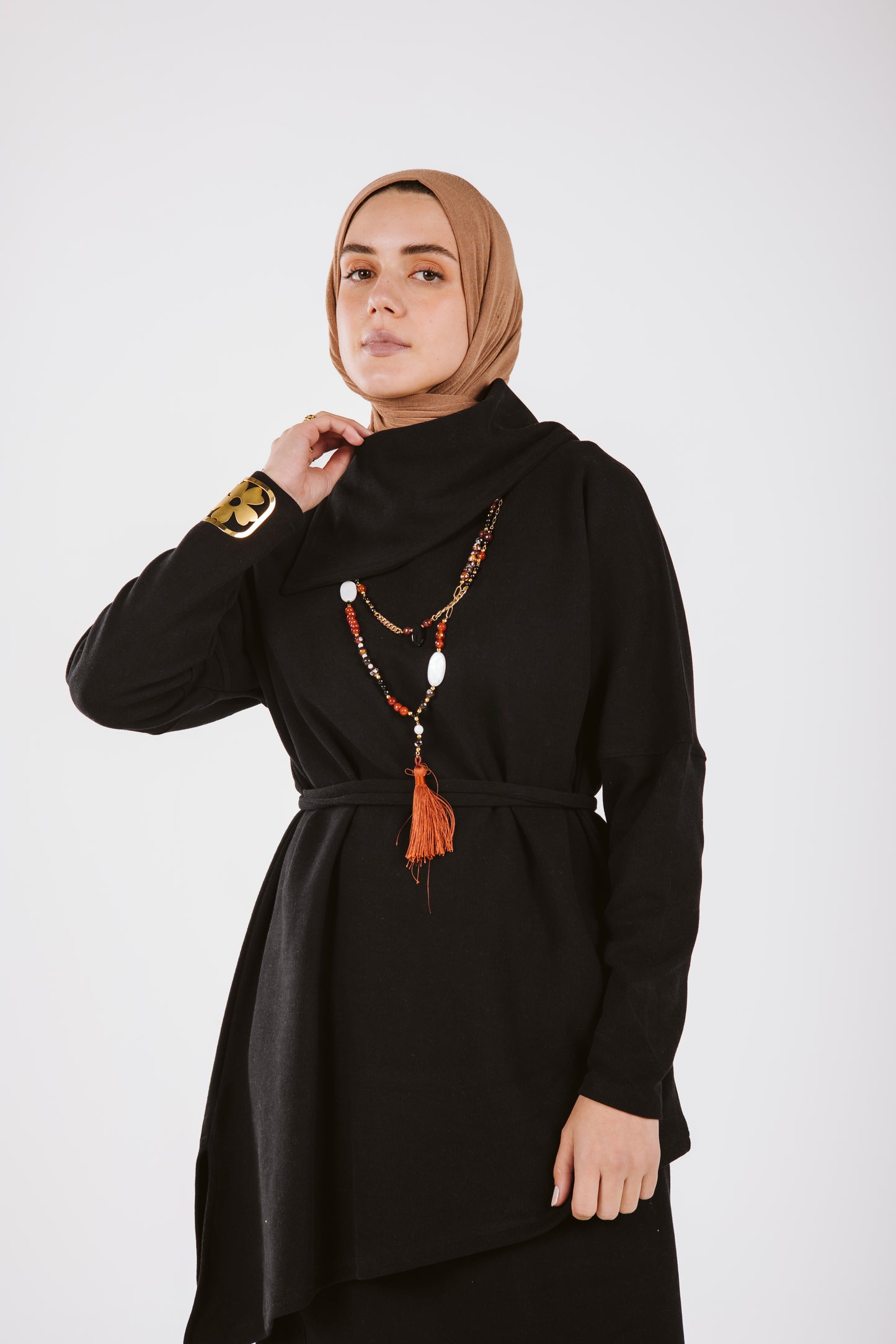 AMALIA WOOL SET IN BLACK