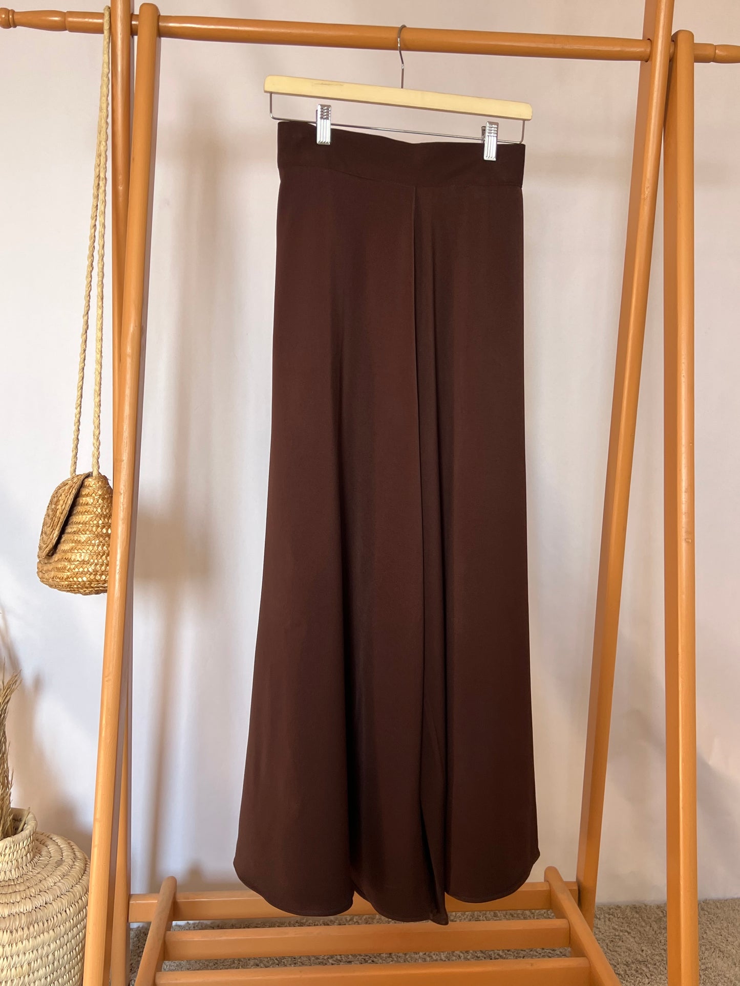 SUEDE CREPE WIDE LEG PANTS - BROWN