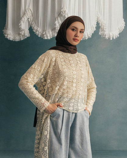 CROCHET HIGH LOW BLOUSE