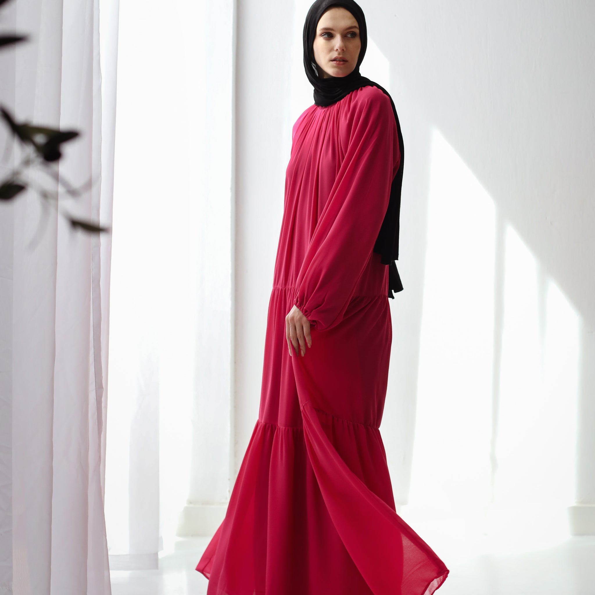 FULLY LINED CHIFFON DRESS FUSHIA