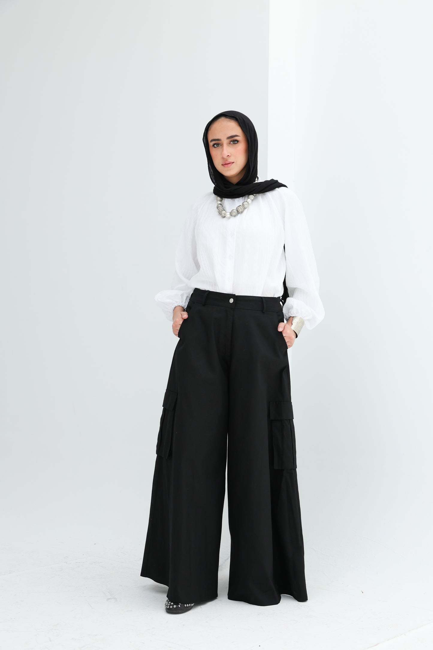 GABARDENE WIDE LEG PANTS - BLACK