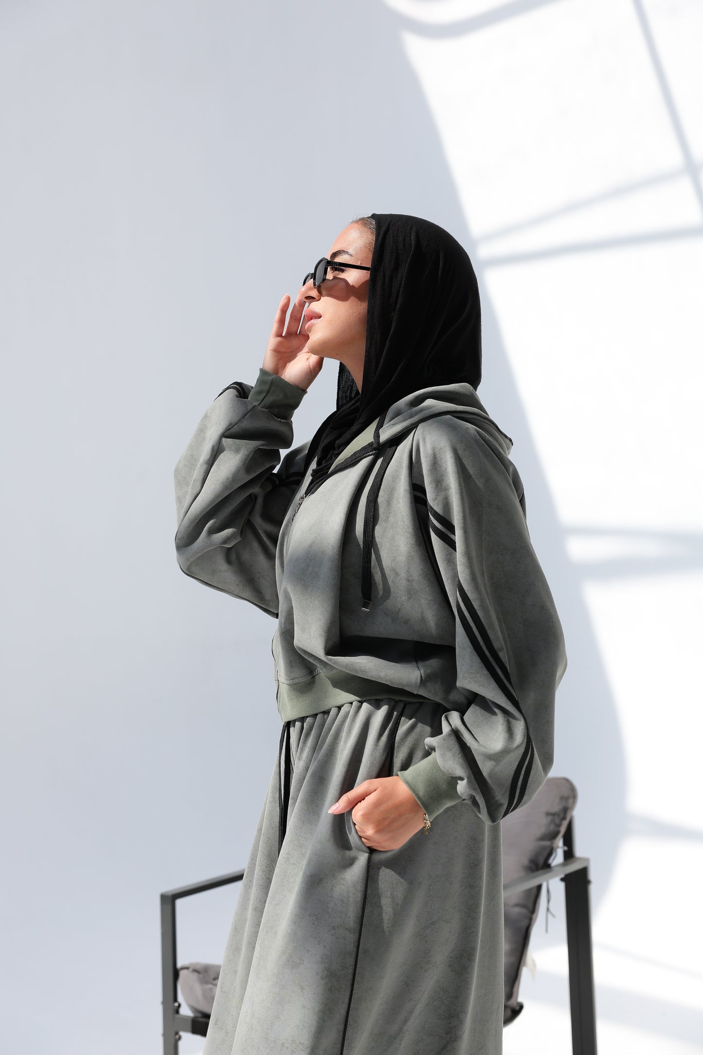 THE MATCH SET - OLIVE
