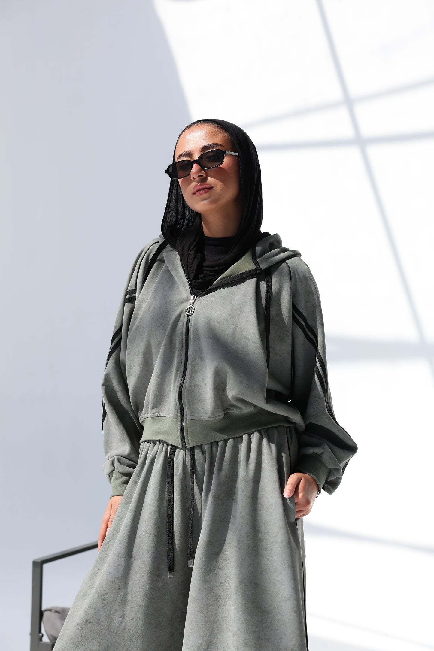 THE MATCH SET - OLIVE