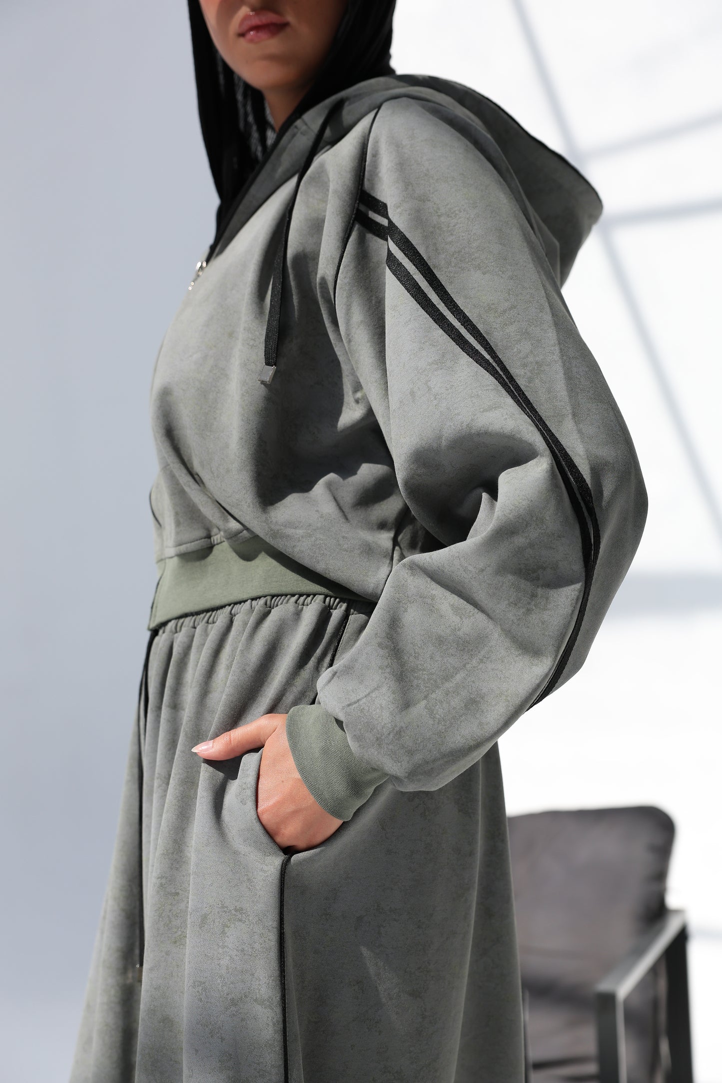 THE MATCH SET - OLIVE