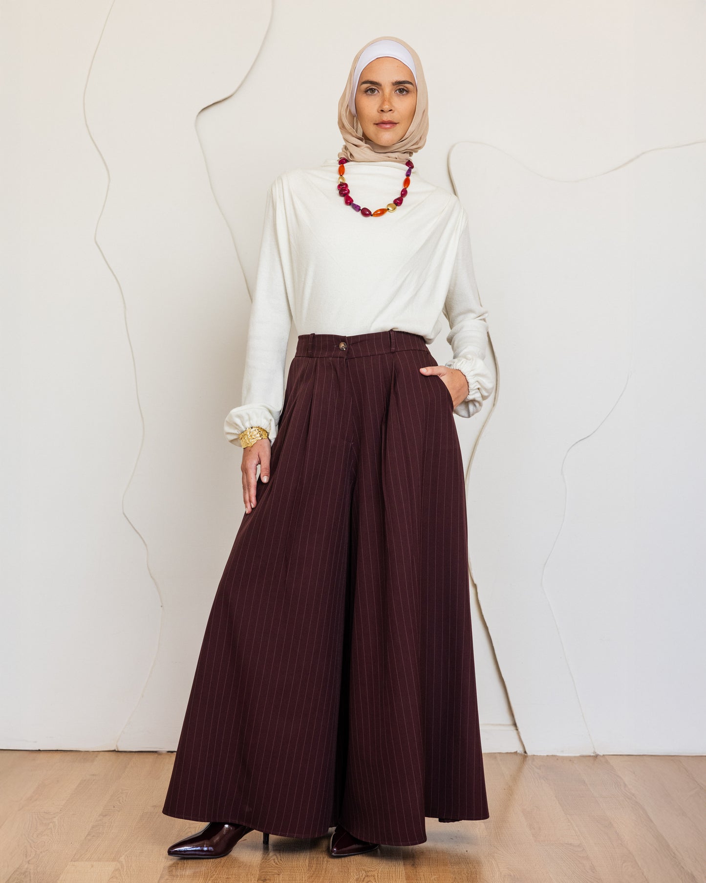 CLASSIC STRIPPED WIDE LEG PANTS-BURGANDY