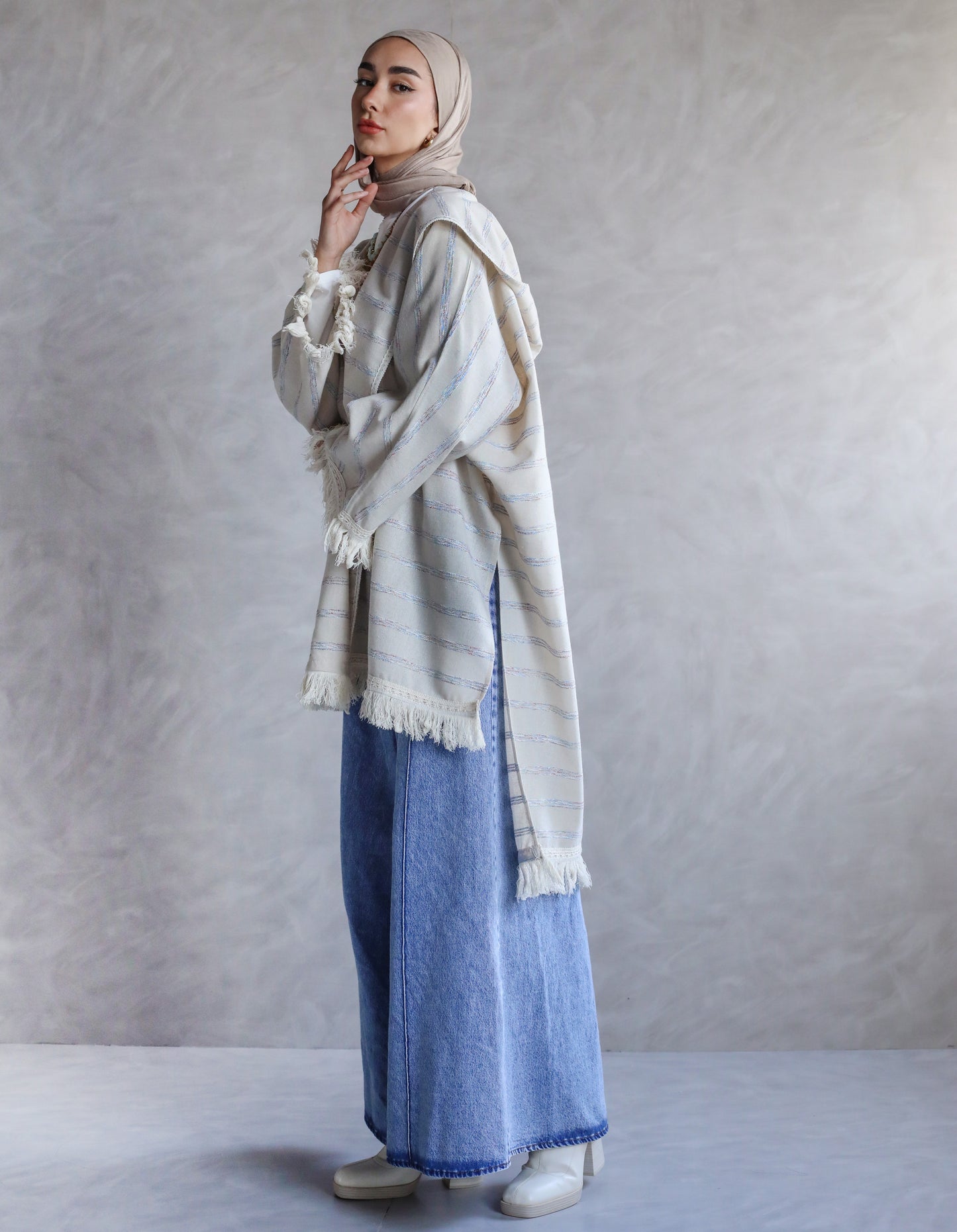 STRIPPED PURE LINEN KIMONO