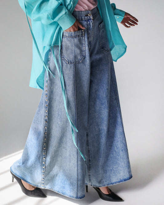 STUDDED LOOSE FIT DENIM PANTS - LIGHT BLUE
