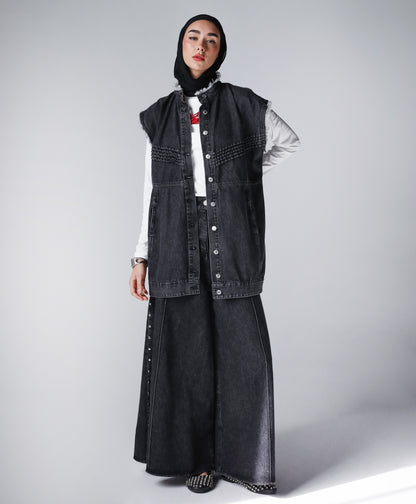 STUDDED LOOSE FIT DENIM PANTS - BLACK