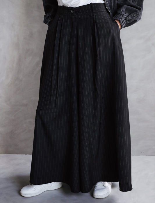 STRIPPED CLASSIC PANTS - BLACK