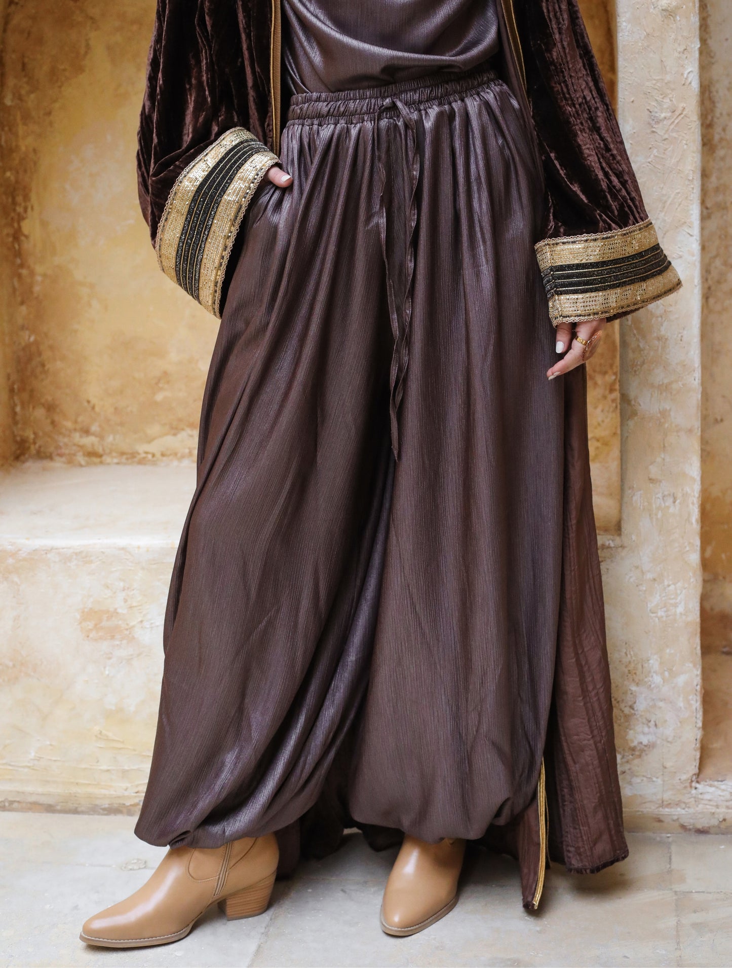 SATIN BALLON PANTS - BROWN