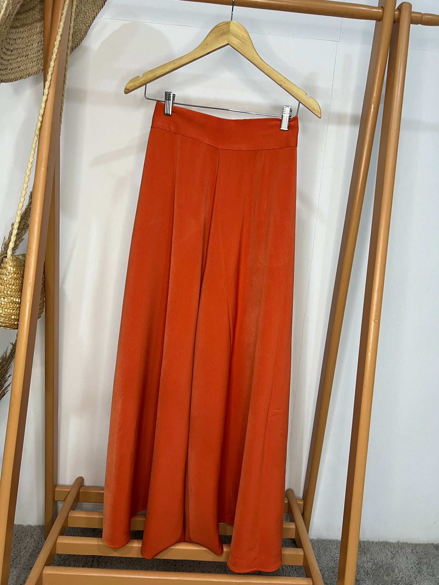 Crepe wide leg pants