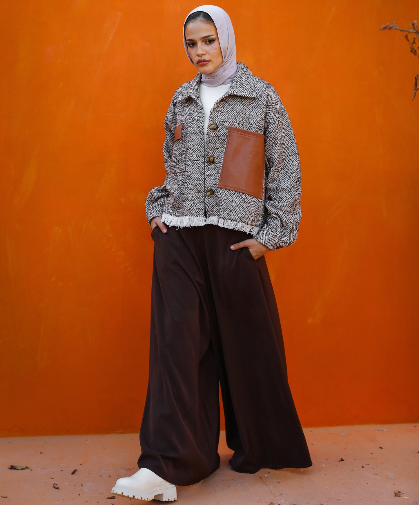 SUEDE CREPE WIDE LEG PANTS - BROWN