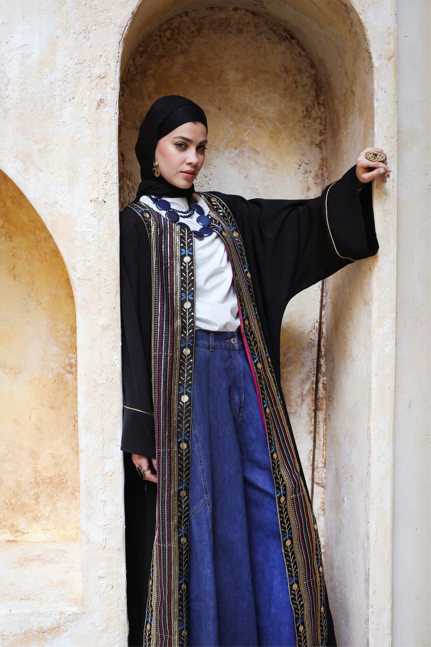 Qamar kaftan