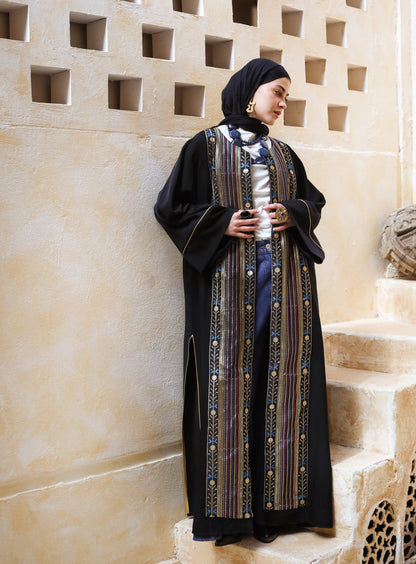 Qamar kaftan