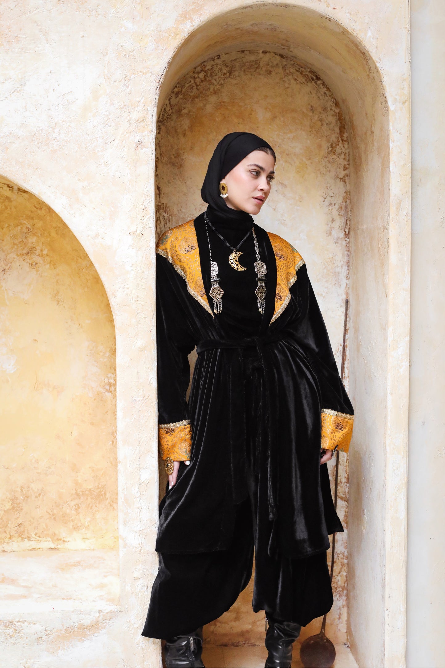 YAQOOT VELVET CARDIGAN