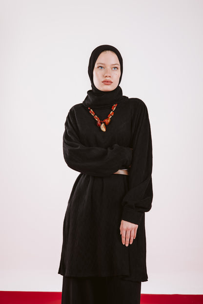 SUFIA SET IN BLACK