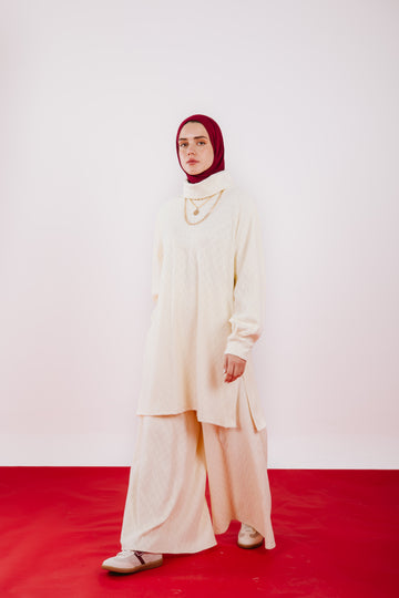 SUFIA SET IN OFFWHITE