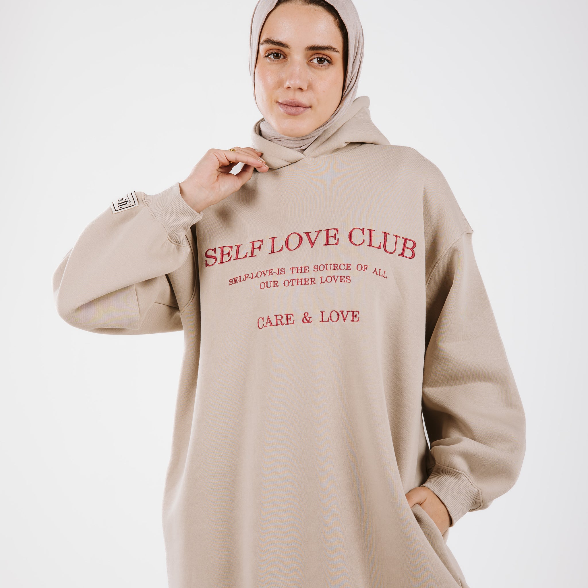 LONG EMBROIDERED HOODIE IN BEIGE