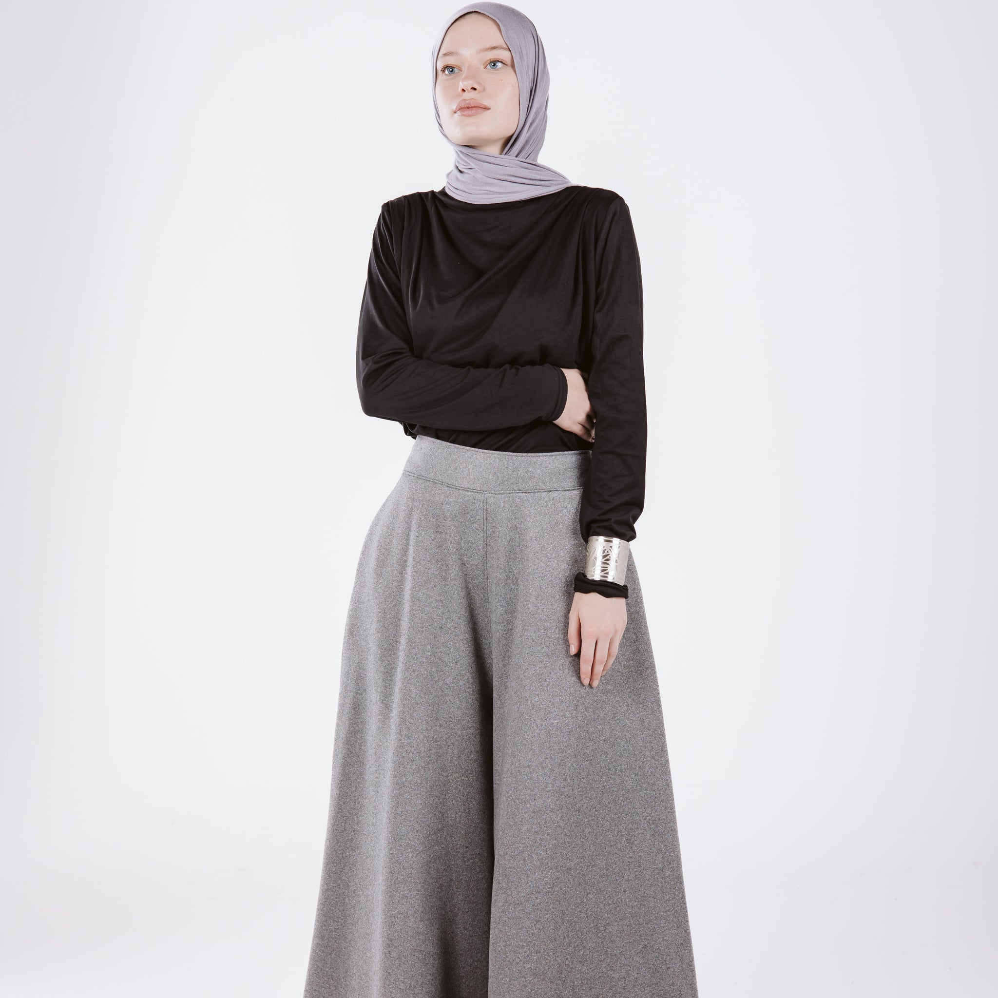 MELTON WIDE LEG PANTS IN LIGHT GRAY