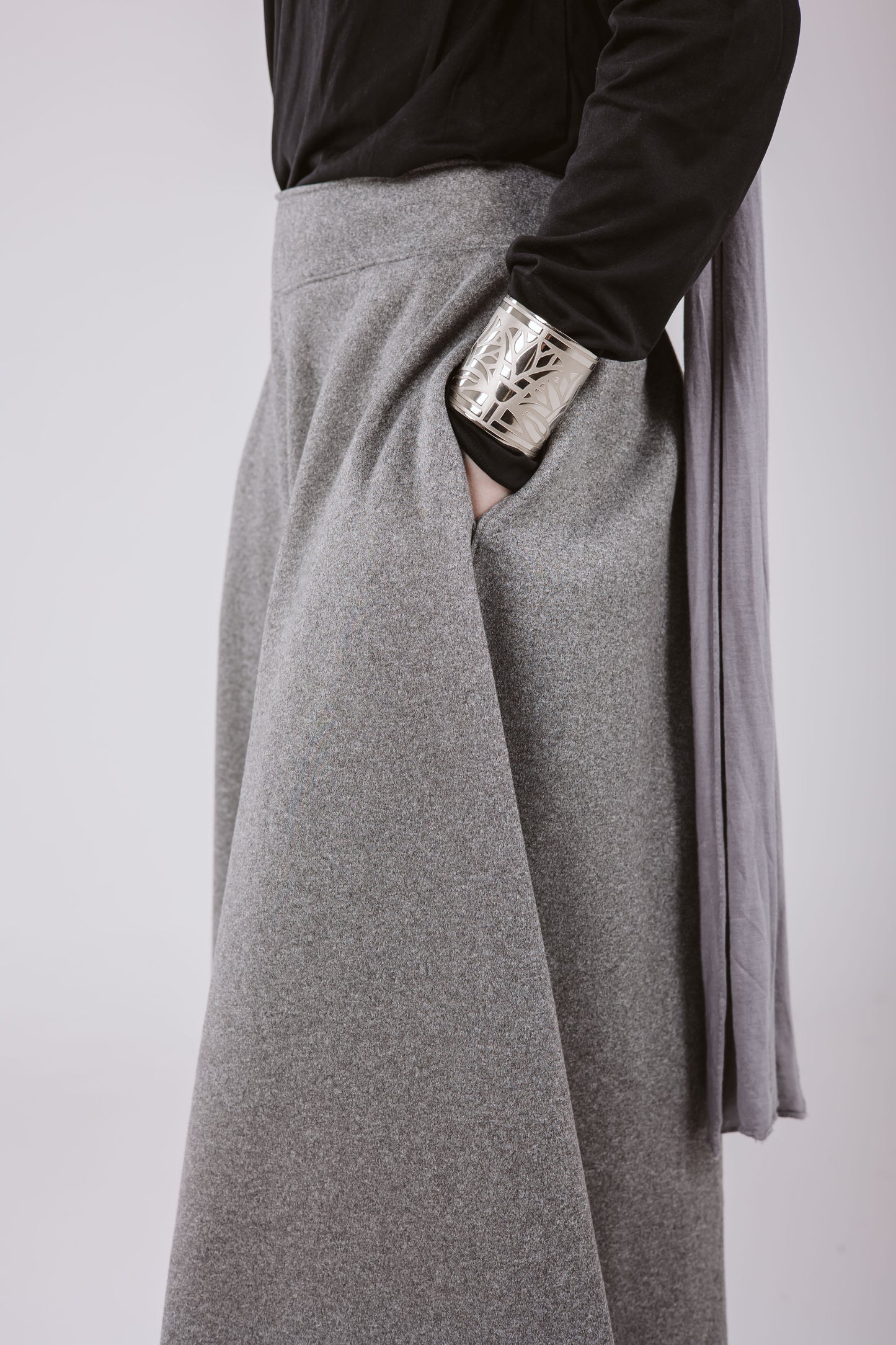 MELTON WIDE LEG PANTS IN LIGHT GRAY