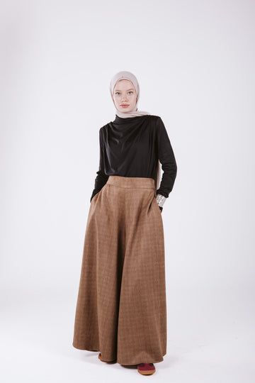 SUEDE WIDE LEG PANTS IN CAFE