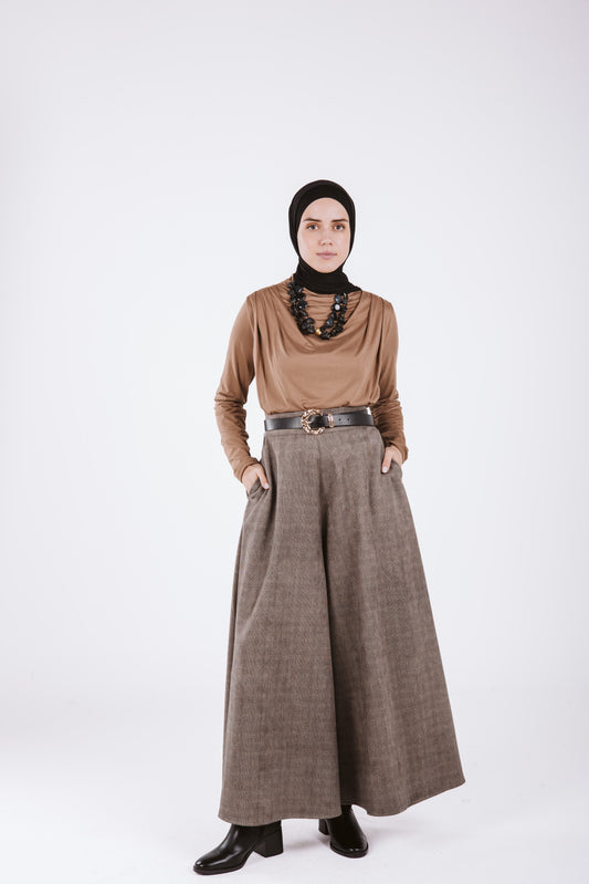 SUEDE WIDE LEG PANTS IN LIGHT BROWN