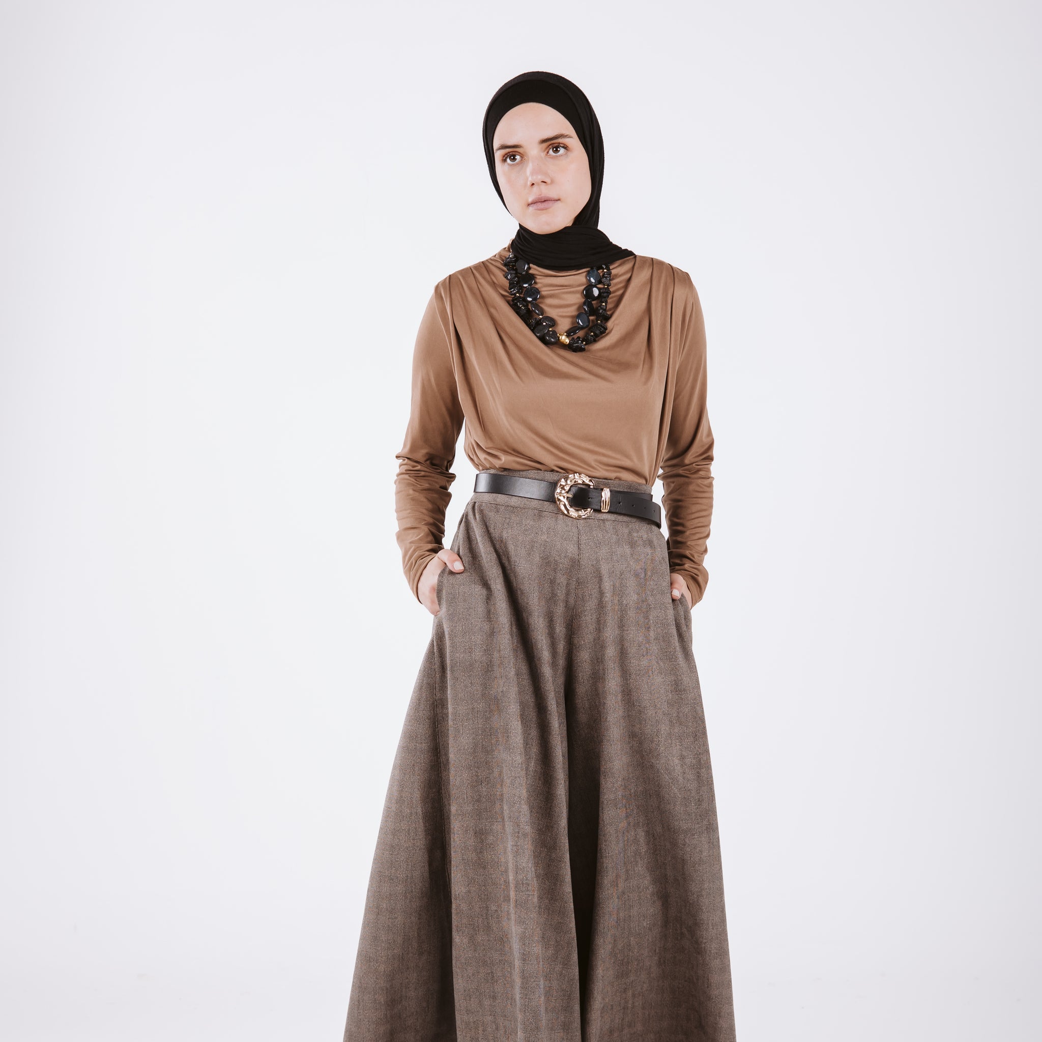 SUEDE WIDE LEG PANTS IN LIGHT BROWN