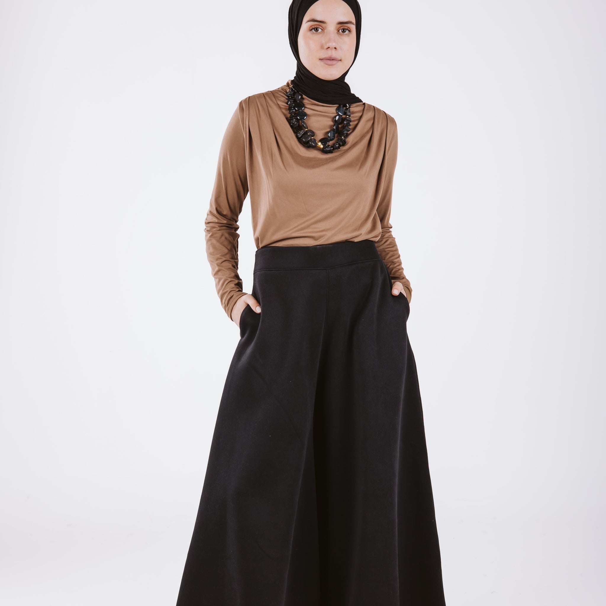 MELTON WIDE LEG PANTS IN BLACK