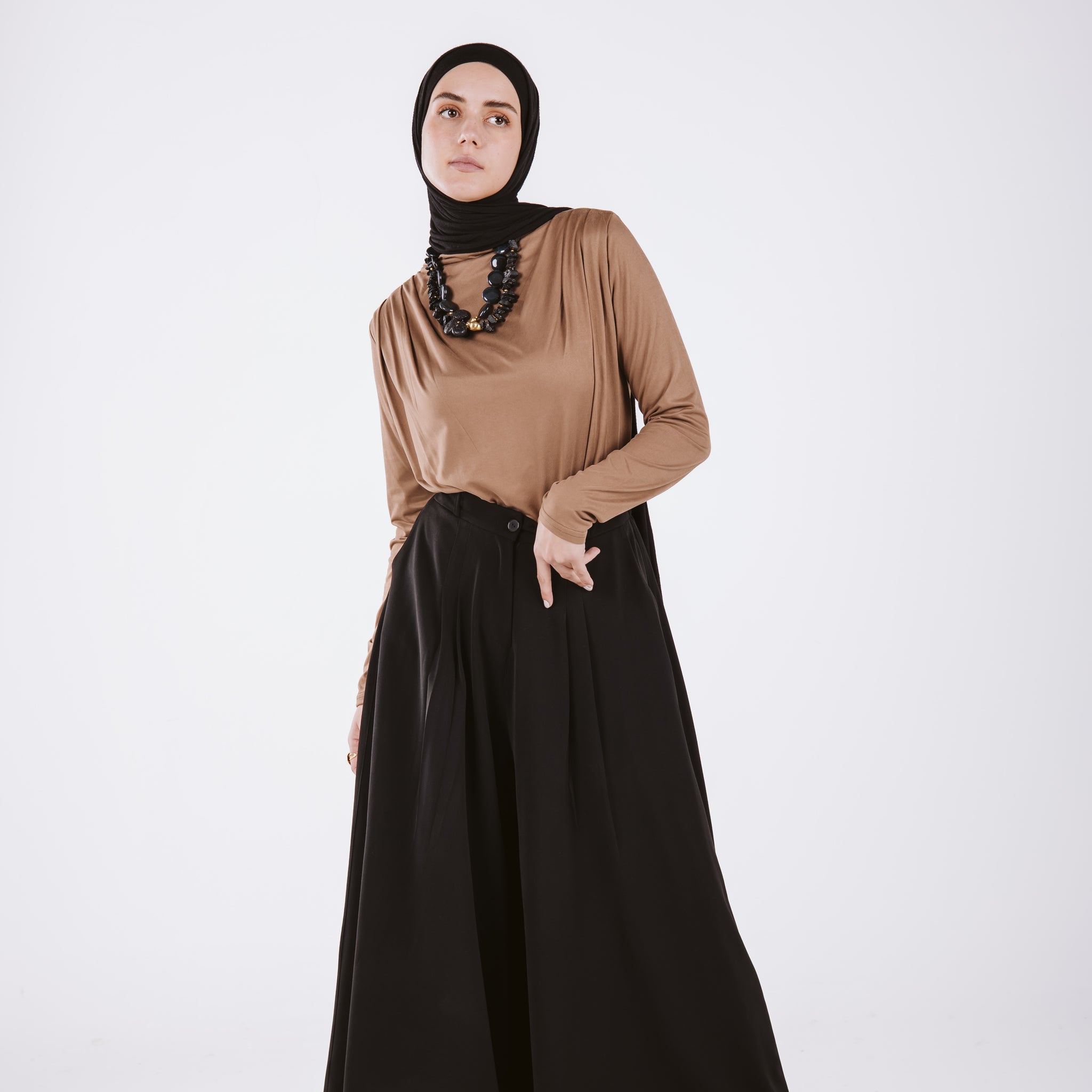 CLASSIC CREPE WIDE LEG PANTS IN BLACK